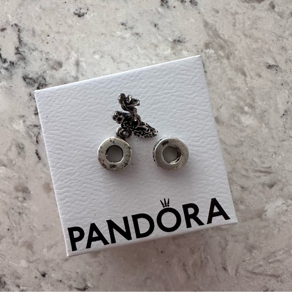 Charms (2) - Picture 4 of 4